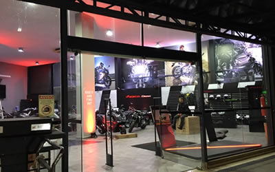 Desenvolve projetos de decoração, ambientação e cenografia para festas e eventos corporativos,cenografia, decoracao, festas, festa, floral, eventos, mobiliario, evento, ambientacao, casamento, organização,  projetos cenográficos para a decoração do seu evento,cenografia, cenografia eventos, cenografia de eventos, empresa de cenografia, cenógrafo, empresas de cenografia, cenografia para eventos, fundo para eventos, exposição cultural, decoração de eventos, iluminação de Shows, iluminação teatral, iluminação profissional, iluminação cênica, festas, iluminação, eventos, iluminação, shows, equipamentos para iluminação de shows, decoração para eventos